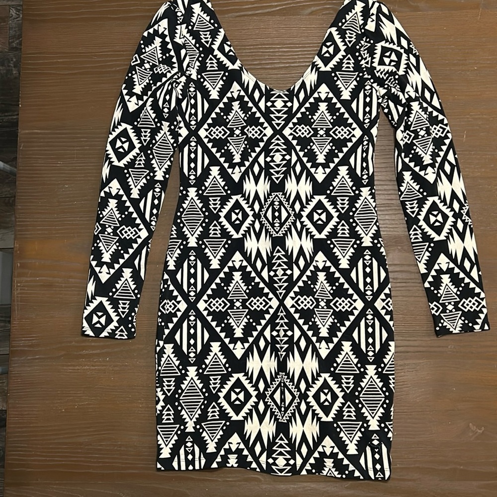 Victoria’s Secret Pink long sleeve dress, size small